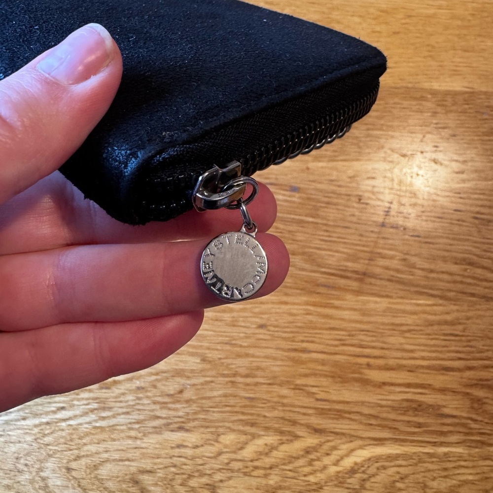 Falabella Zip Continental Wallet - Picture 5 of 13